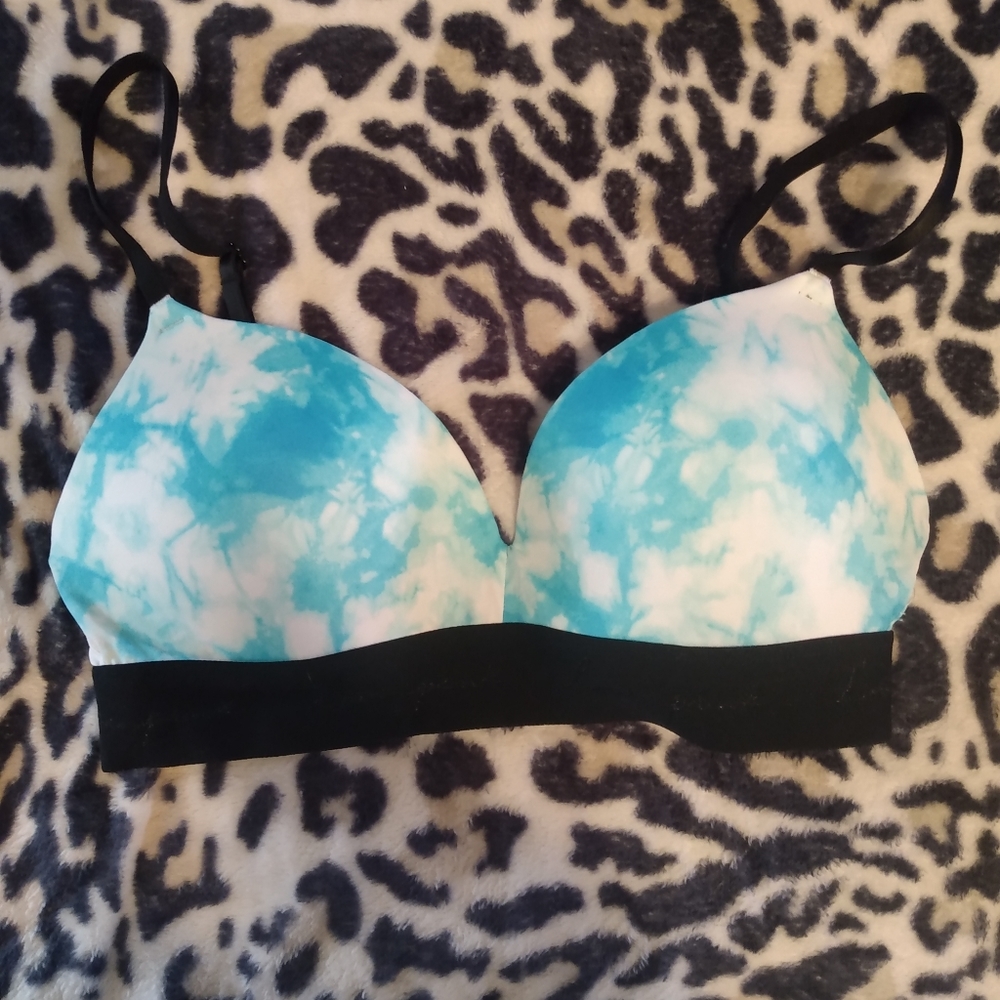 Pink, 32D bra